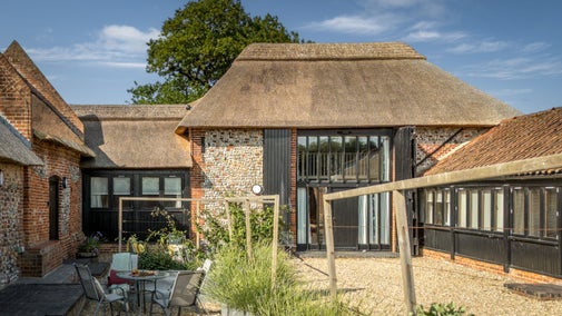 The shared courtyard at 1, 2 and 3 Horsey Barns, Norfolk
